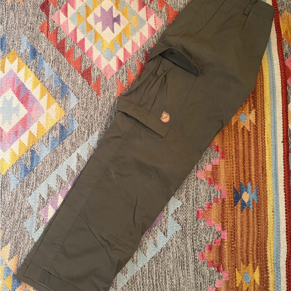 Fjallraven brown cargo pants size 31